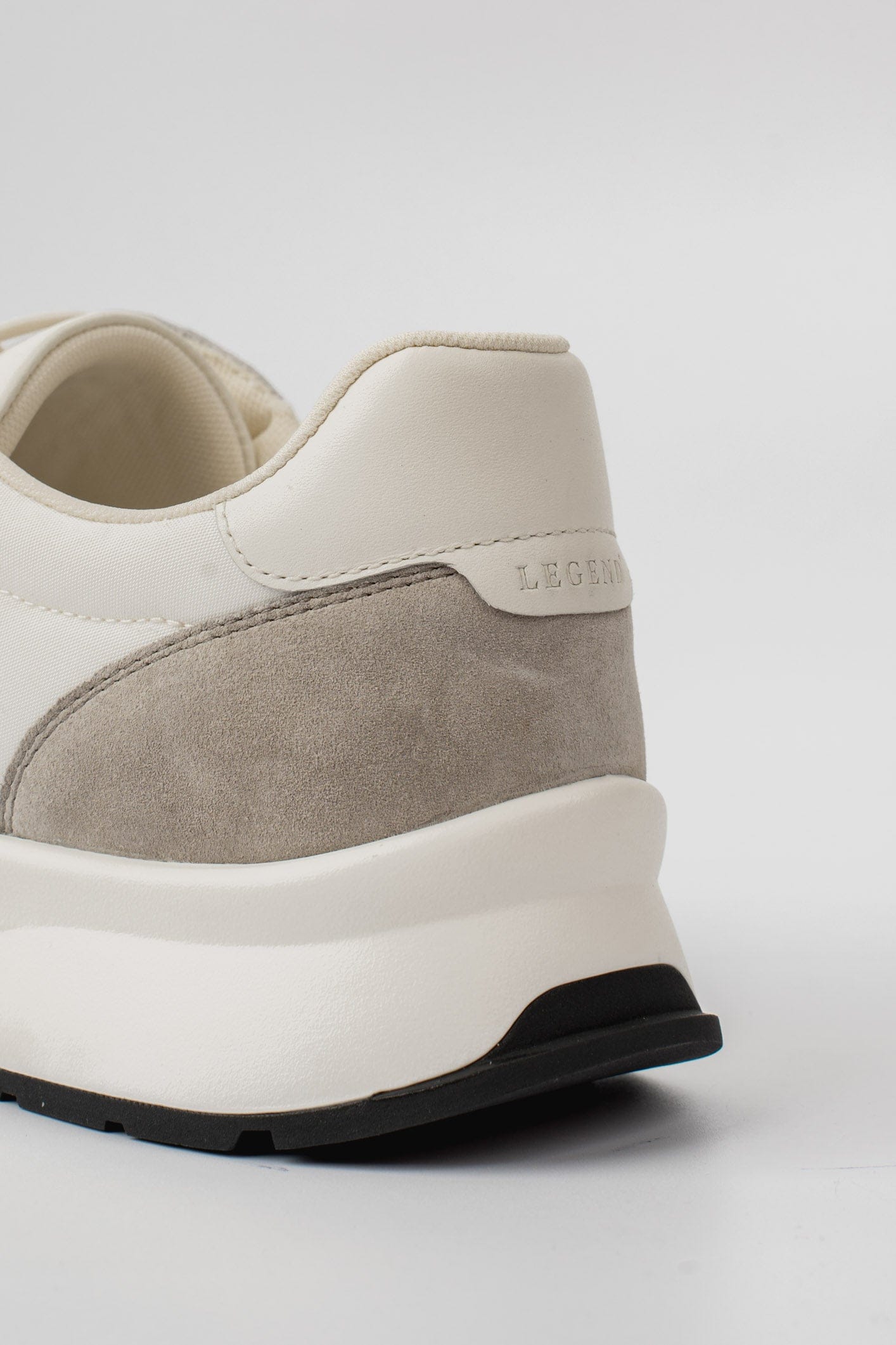 FORMA RUNNER - BEIGE AND WHITE - Image 5
