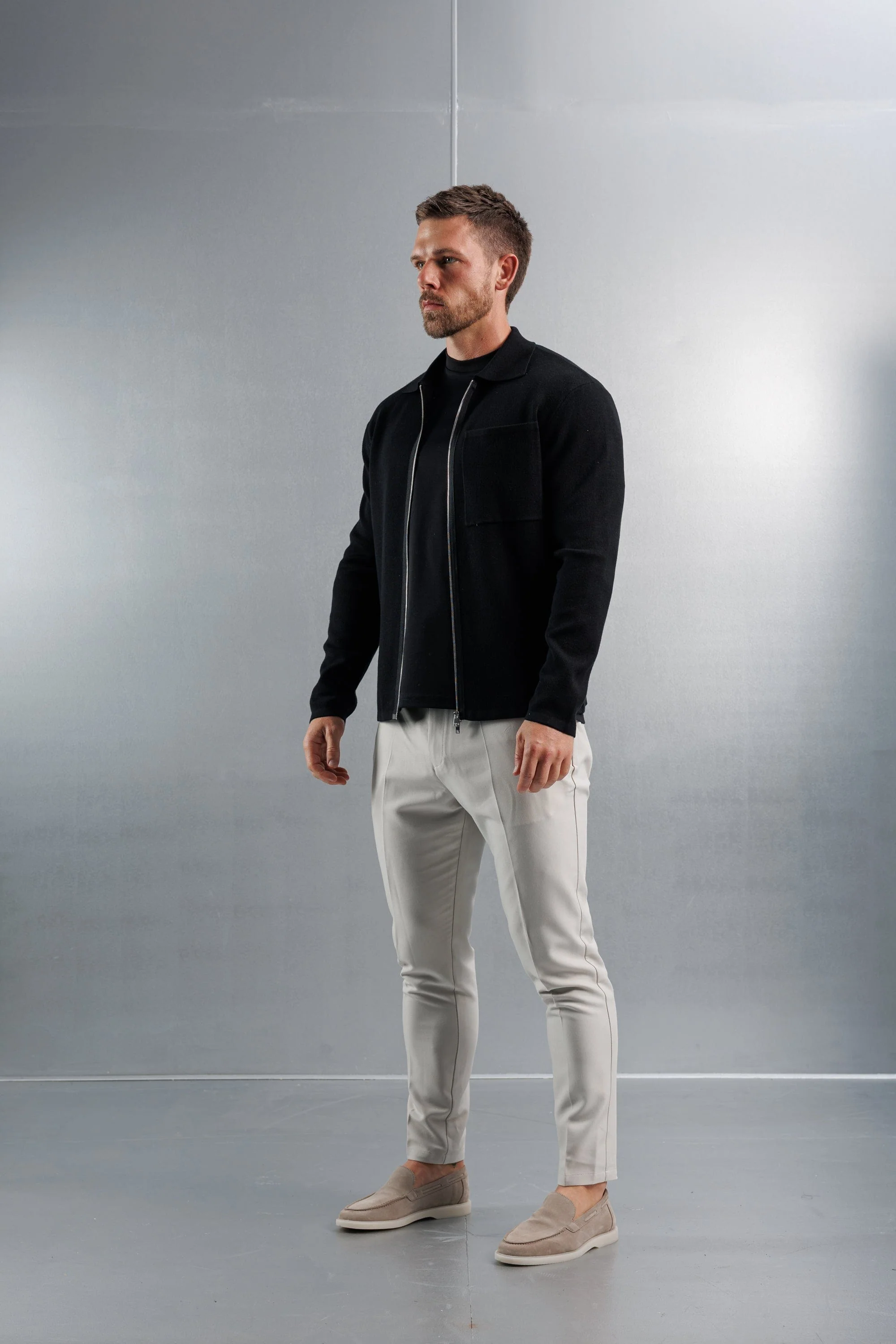 KNITTED ZIP UP CARDIGAN - BLACK - Image 4
