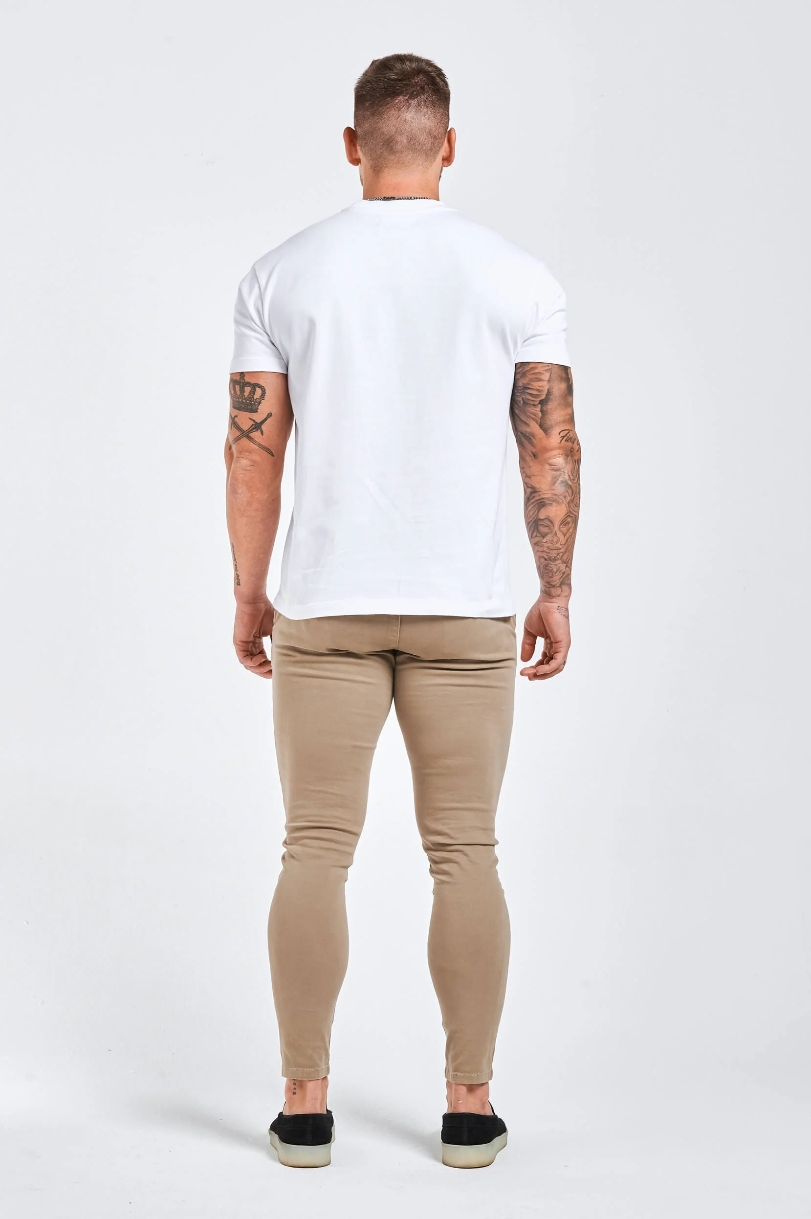 PREMIUM BASICS T-SHIRT - WHITE - Image 10