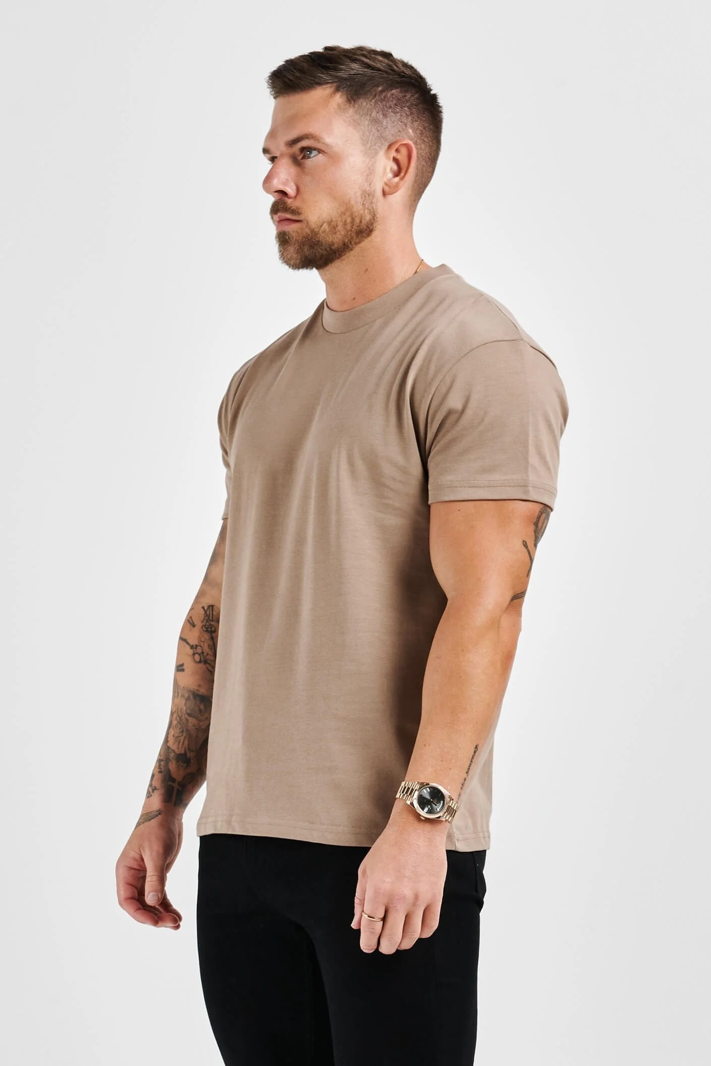 PREMIUM BASICS T-SHIRT - TAUPE - Image 4