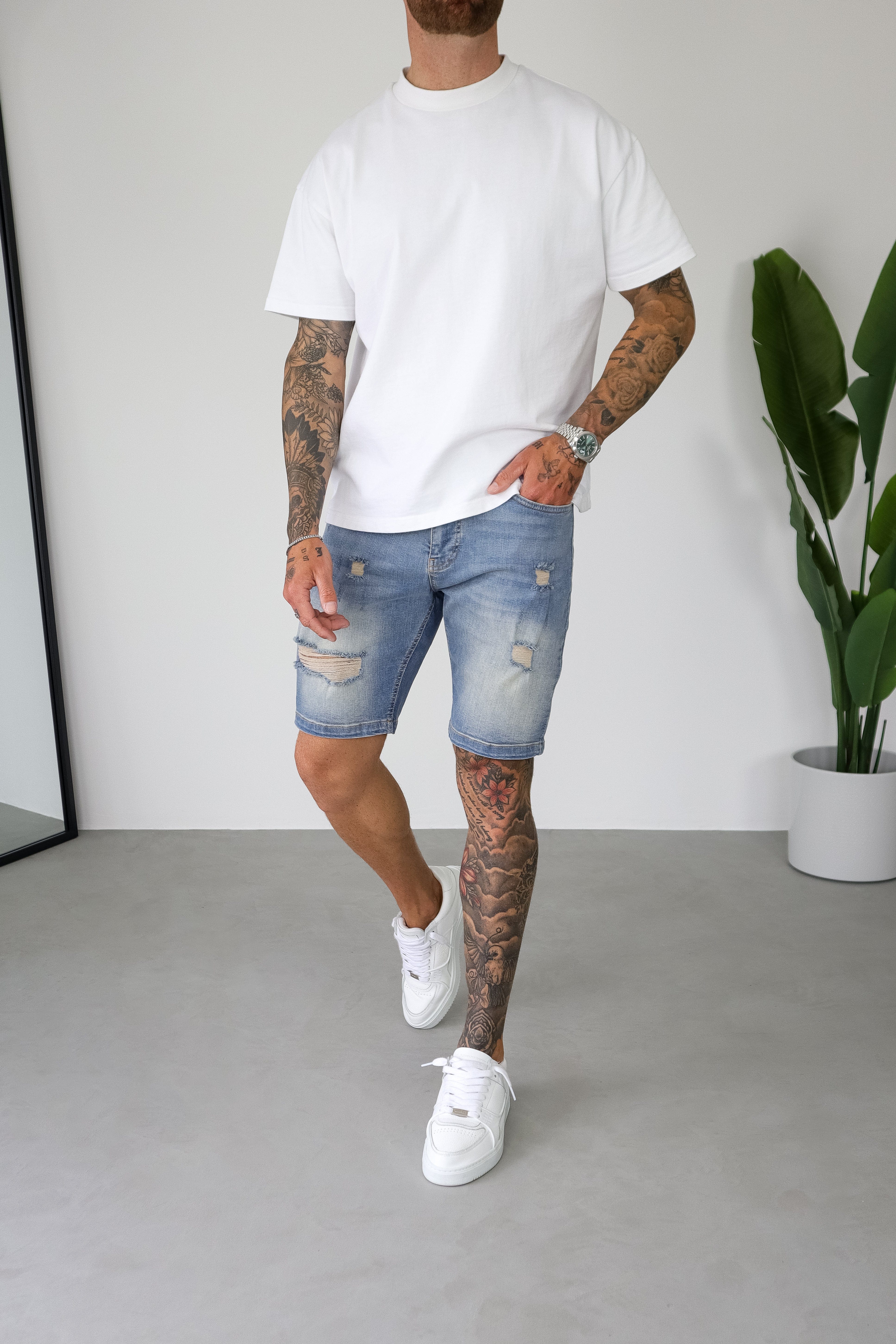 SLIM DENIM SHORT - STRONG WASH MID BLUE - Image 3