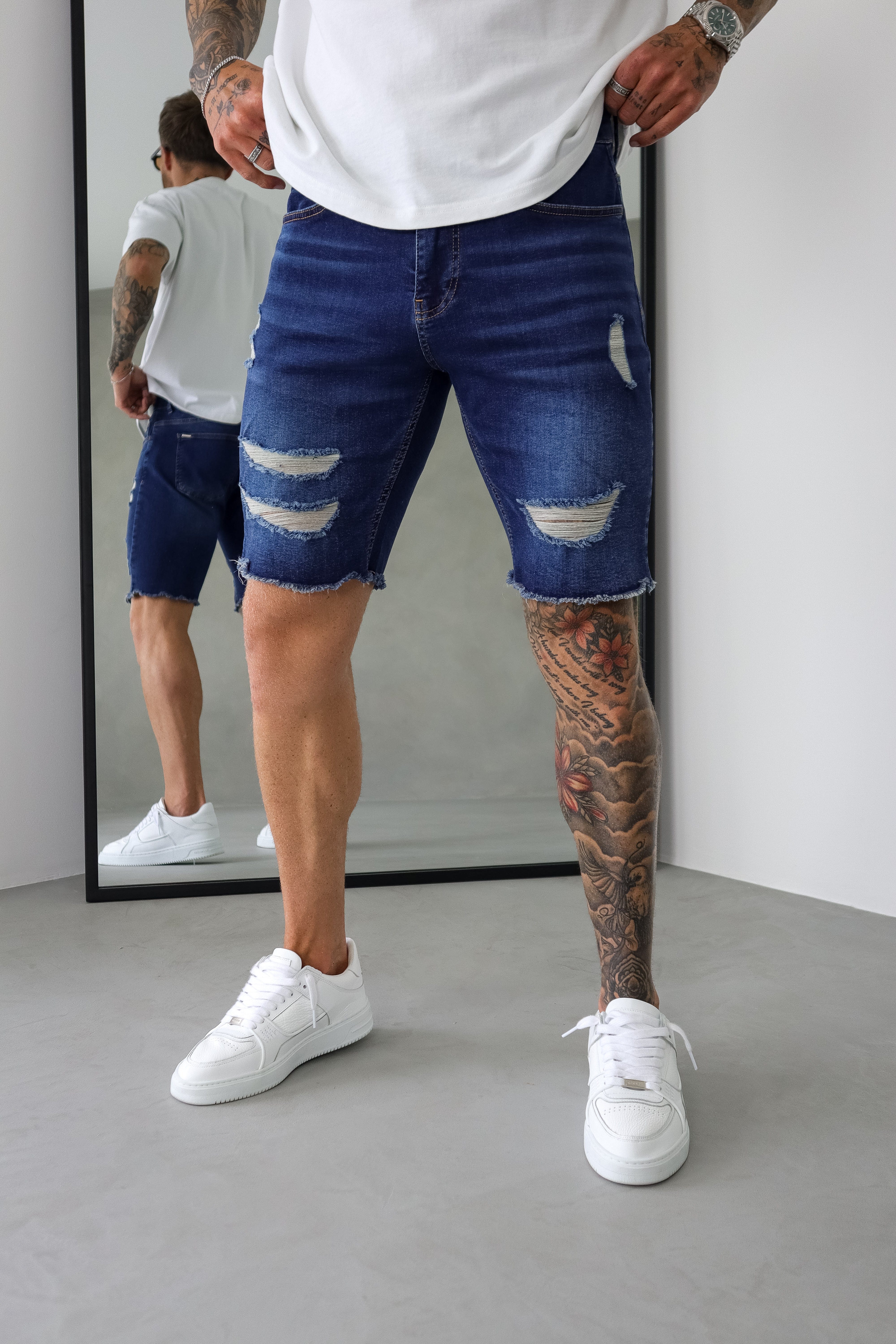 SLIM DENIM SHORT - DARK BLUE RIPPED - Image 2